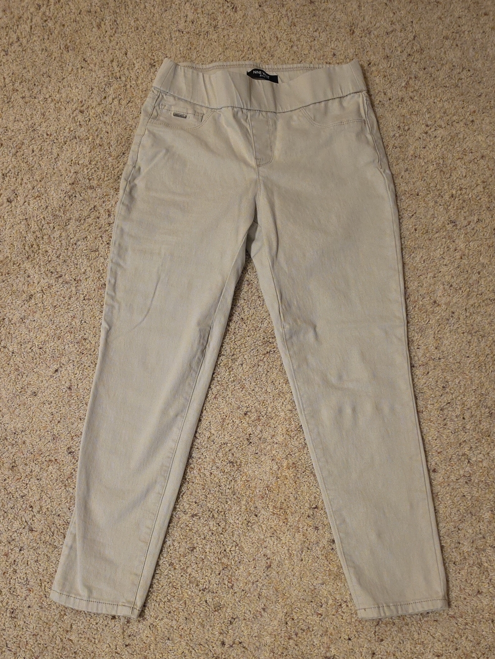 Nine West Women’s Size 4 Bone Beige Pull-On Skinny Ankle Pants